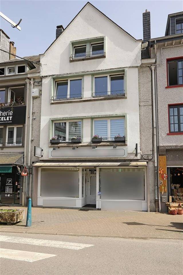 Maison à vendre à Bouillon 6830 295000.00€ 6 chambres 250.00m² - annonce 59329