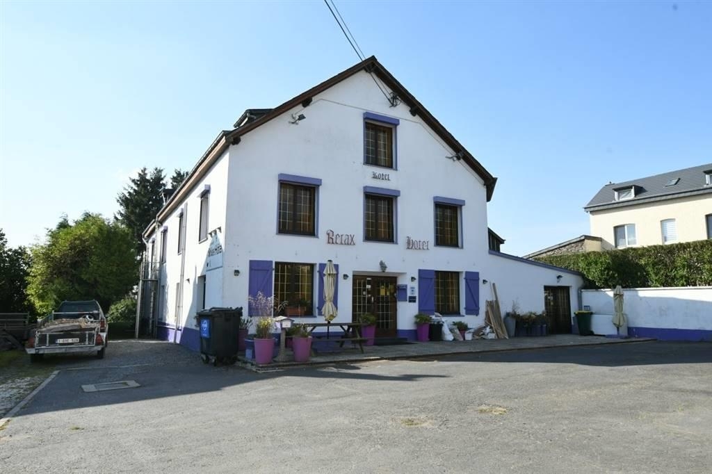 Commerce à vendre à Houffalize 6660 325000.00€ 12 chambres 475.00m² - annonce 247770