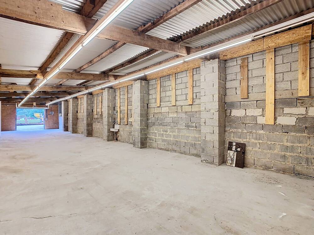 Commerce à louer à Erezée 6997 375.00€  chambres 100.00m² - annonce 309712