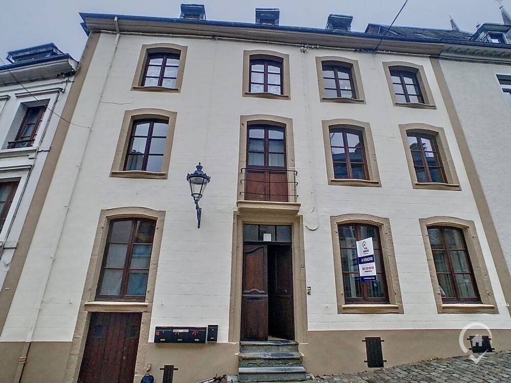 Immeuble de rapport - Immeuble à appartement à vendre à Bouillon 6830 195000.00€ 4 chambres 250.00m² - annonce 313769