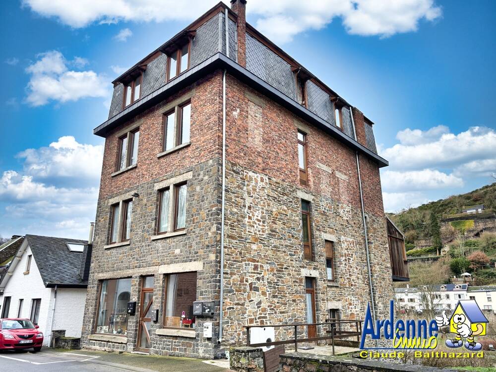 Immeuble mixte à vendre à La Roche-en-Ardenne 6980 395000.00€ 8 chambres 458.00m² - annonce 370215